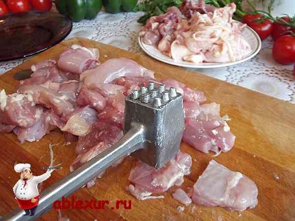 Шашлик з курки запечений в духовці на шпажках