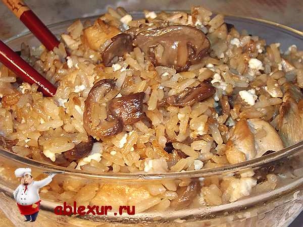 Рис з грибами і куркою: рецепт страви китайської кухні